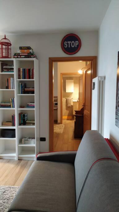 Apartamento Mini Midlake Codice Cipat 022229-At-410061 Mezzolago Exterior foto