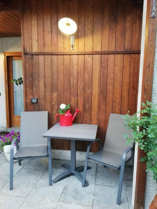 Apartamento Mini Midlake Codice Cipat 022229-At-410061 Mezzolago Exterior foto